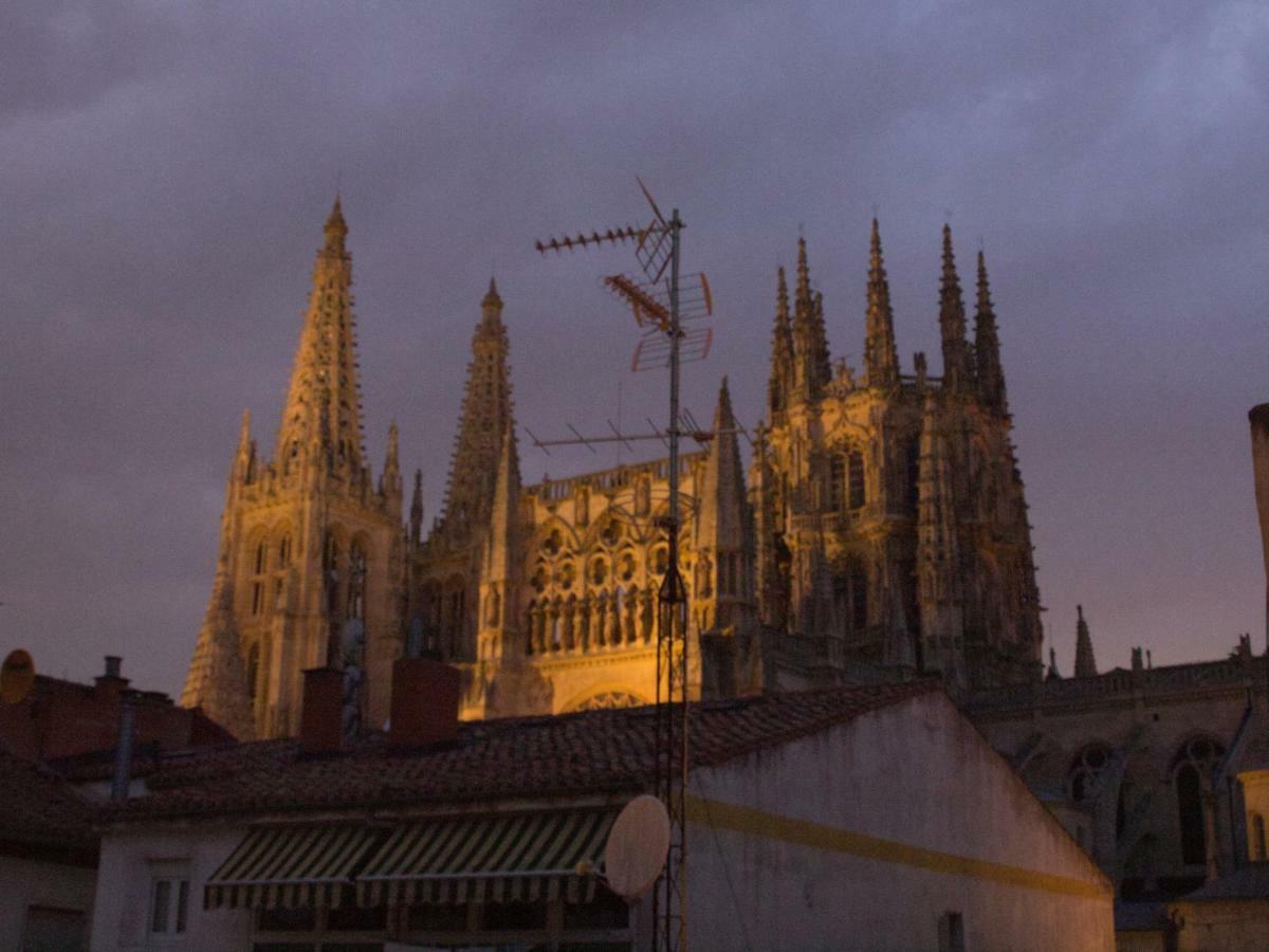 Апартаменты Catedral Бургос Экстерьер фото